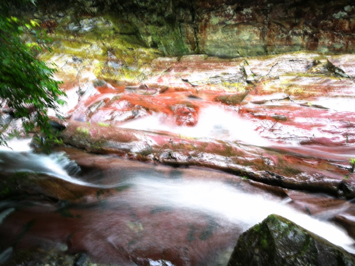 祁门县红旗村七彩玉谷