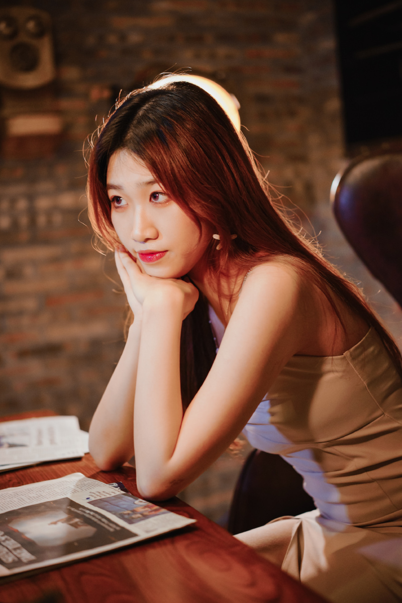 冷荧视觉暖色调人像小姐姐真的太好看了好上镜