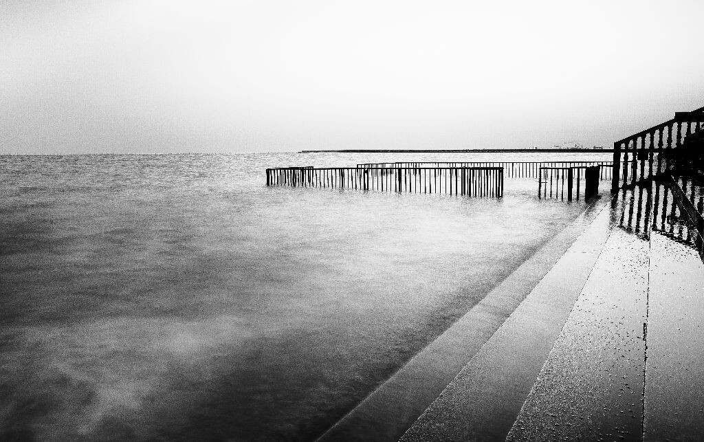 风 海 岸