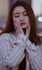 001