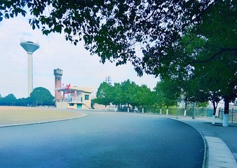1681100