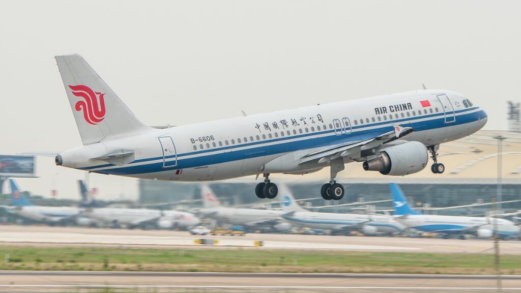 B-6606 中国国航 - B-6606, A320, CA719, 天河