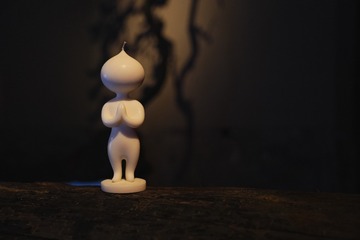001