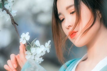 001
