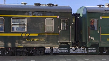 1000033902