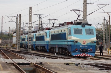 810759