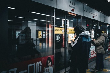 1000622518