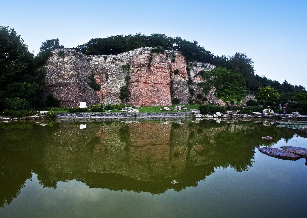 鬼脸城
