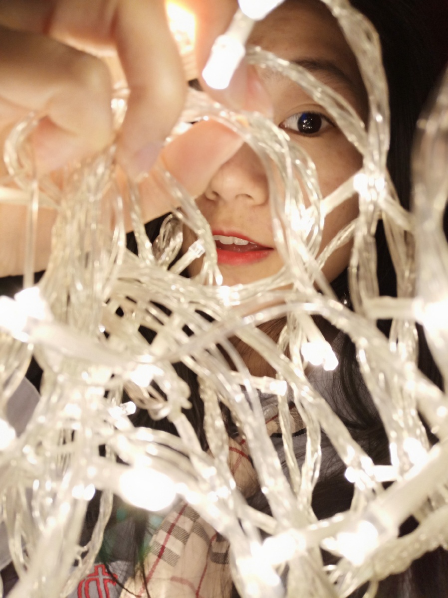 认我做大哥,我教你梳中分。