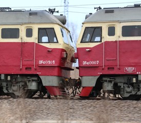 1000256688