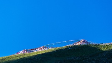 584118
