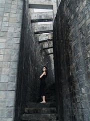 001