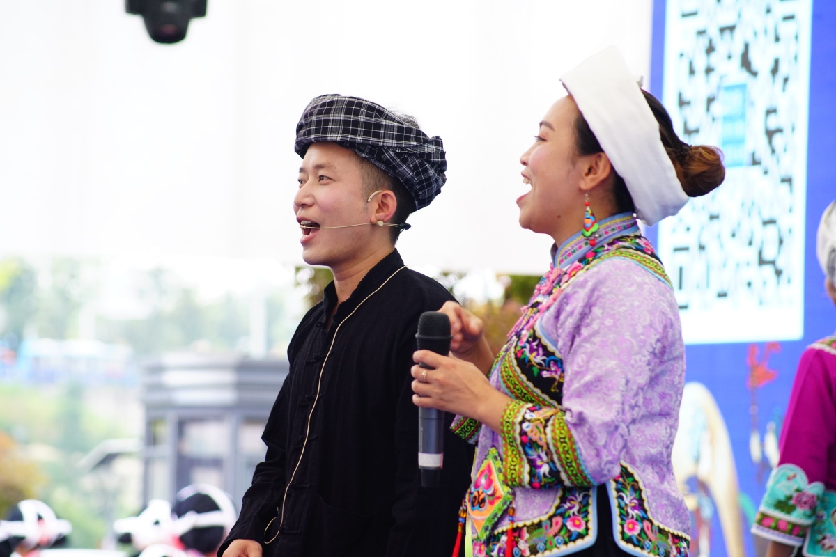 多彩贵州布依族情歌对唱