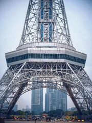001