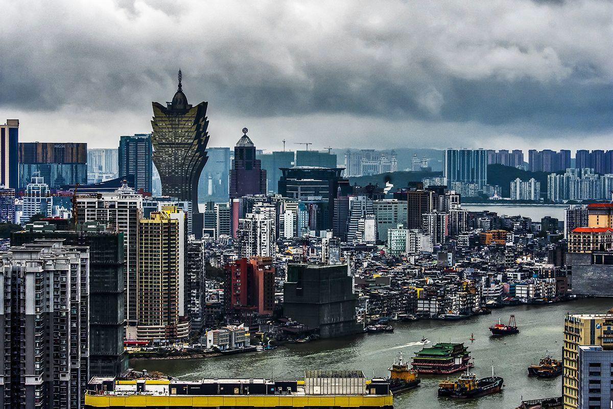 站在珠海看澳门