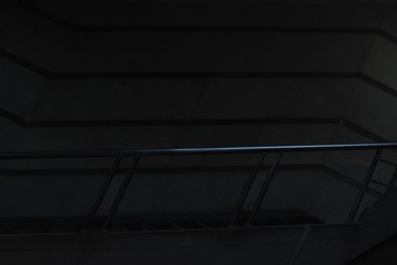 1000338300