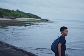 001
