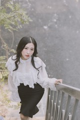 001