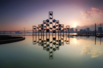 001