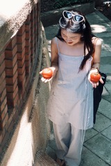 001