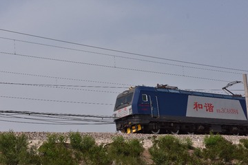 393889
