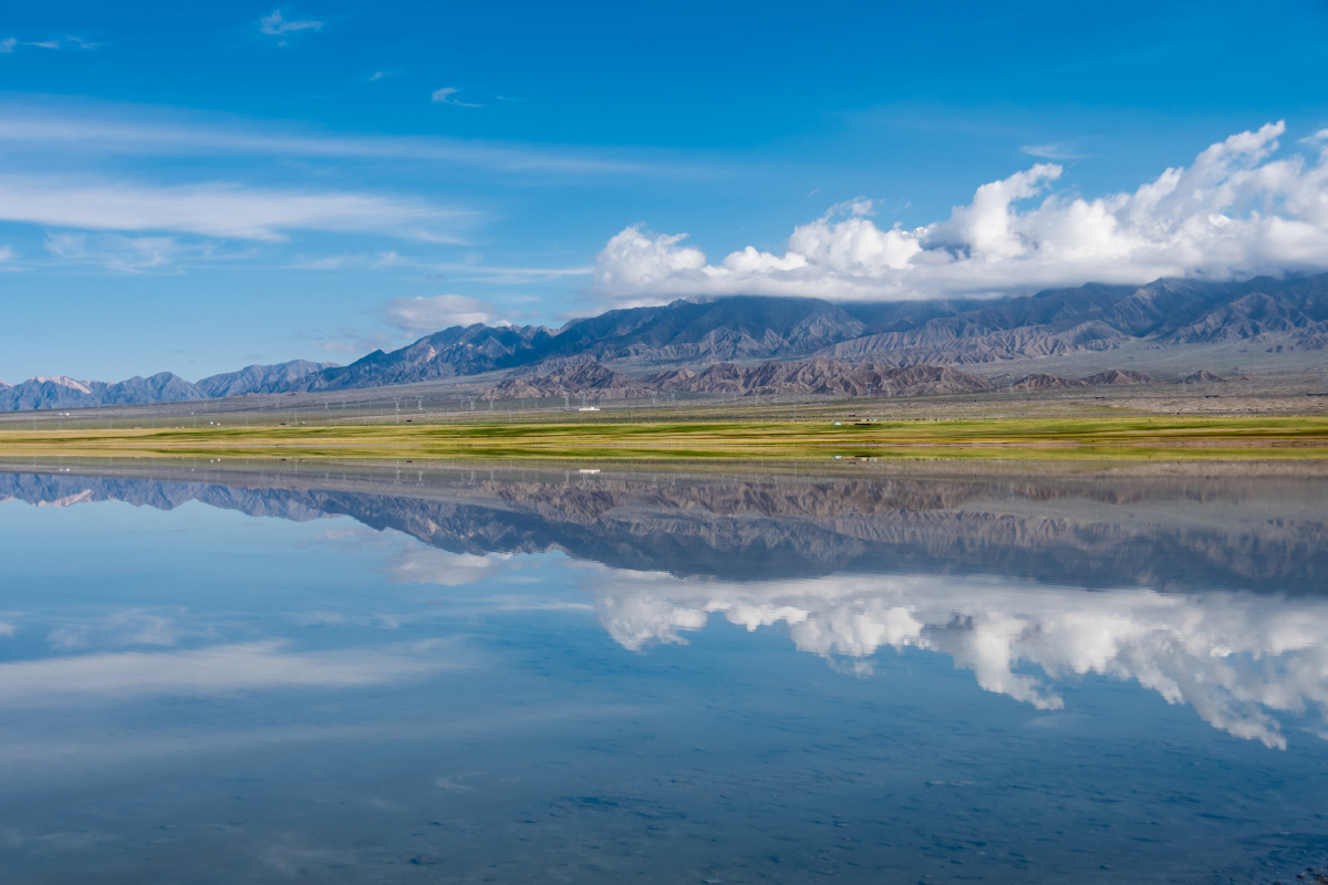 大西北的自然风光,总是让人心旷神怡!