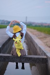 001