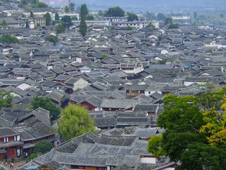 2093668