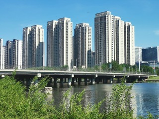 942141