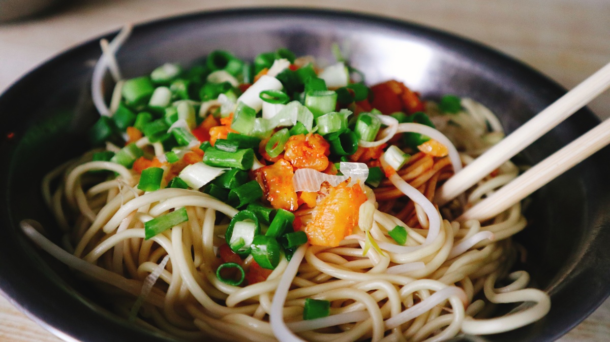 【信阳红油热干面】中国美食地图