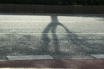 1000064576