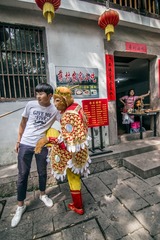 和猴哥合影