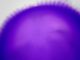 585749