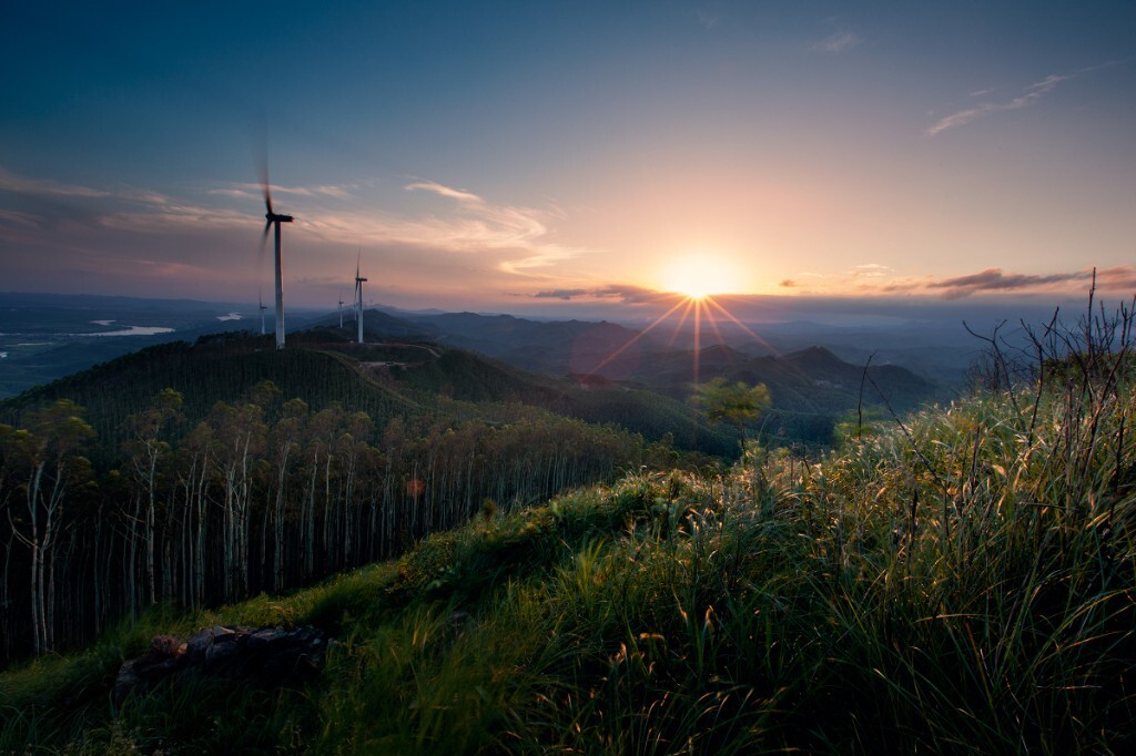 六景霞义山