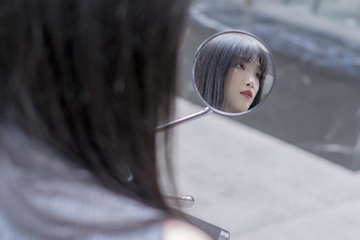 001