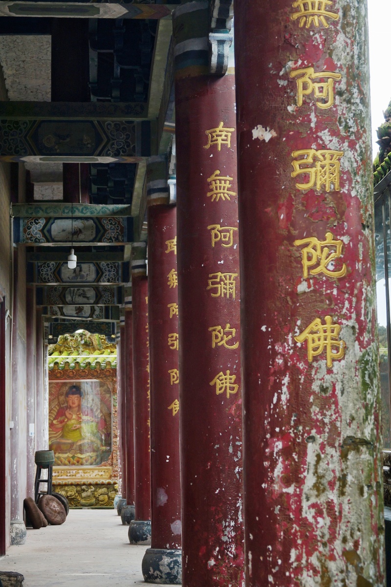 雨游古寺自贡天池寺