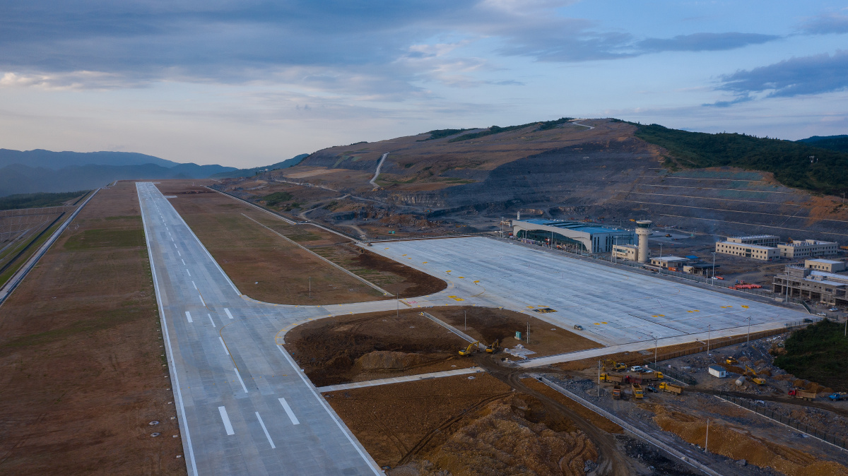 建设中的武隆仙女山机场
