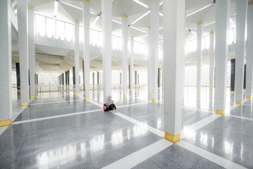 LR130224DSC09675