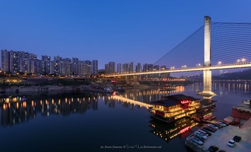 嘉陵江边之石门