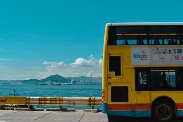 51569