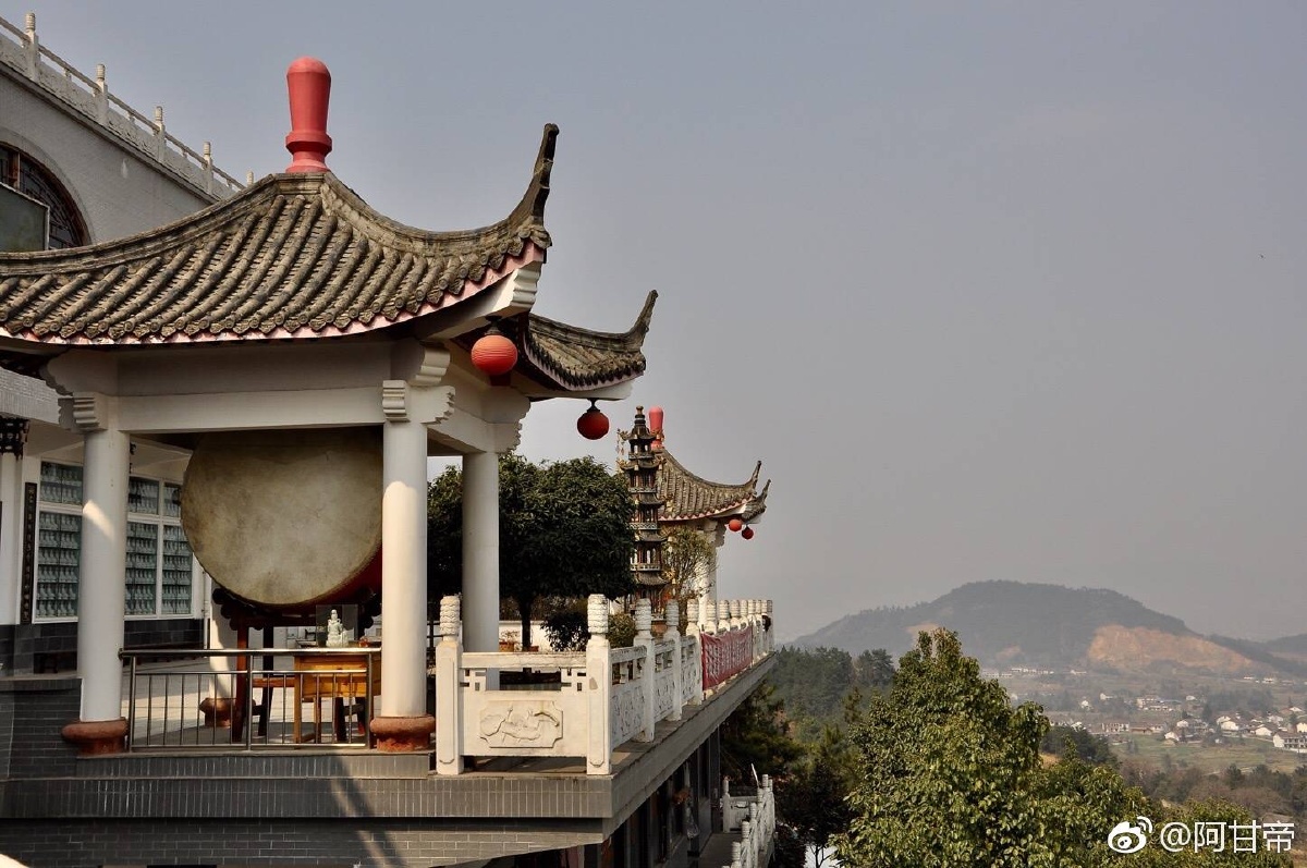 汉中南郑开明寺万佛塔.