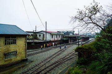 L1004889