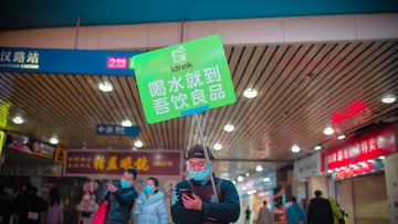 806473