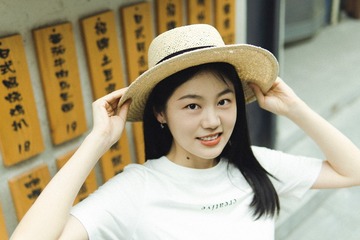 B68CEB70-7735-451C-8C20-E1BC5358387A/L0/001