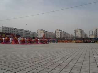 789572