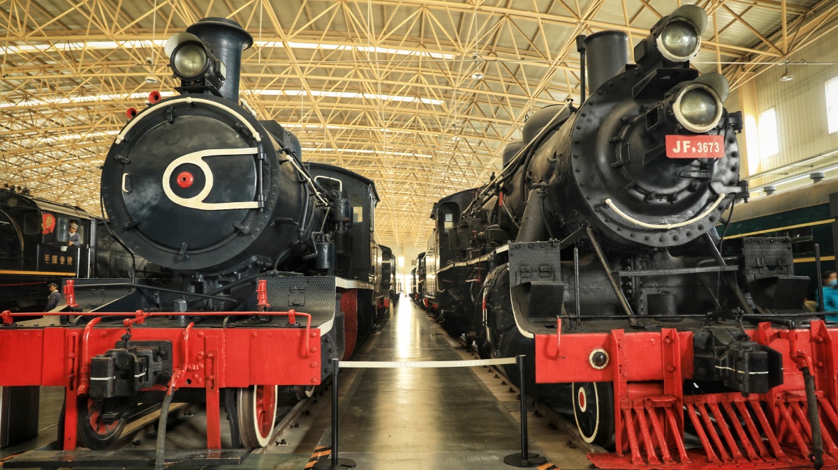 这些古董火车你坐过吗