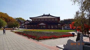 1894039