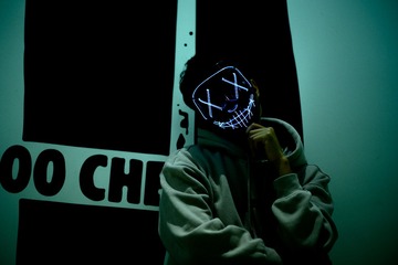 001