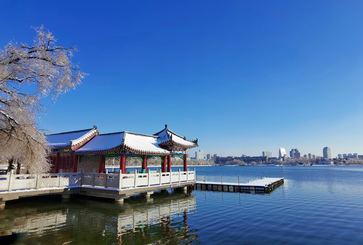 最美北国春城冰玉晶莹剔透玲珑