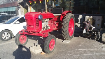 973763